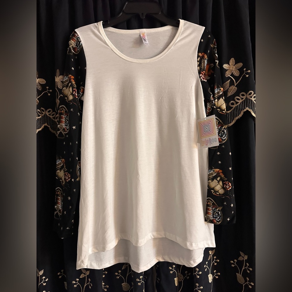 LuLaRoe Cream Asymmetrical 3/4 Sleeve T-Shirt